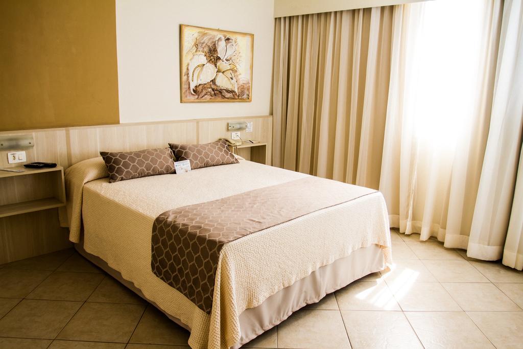 Hotel Binder Quality Inn Mogi das Cruzes Buitenkant foto